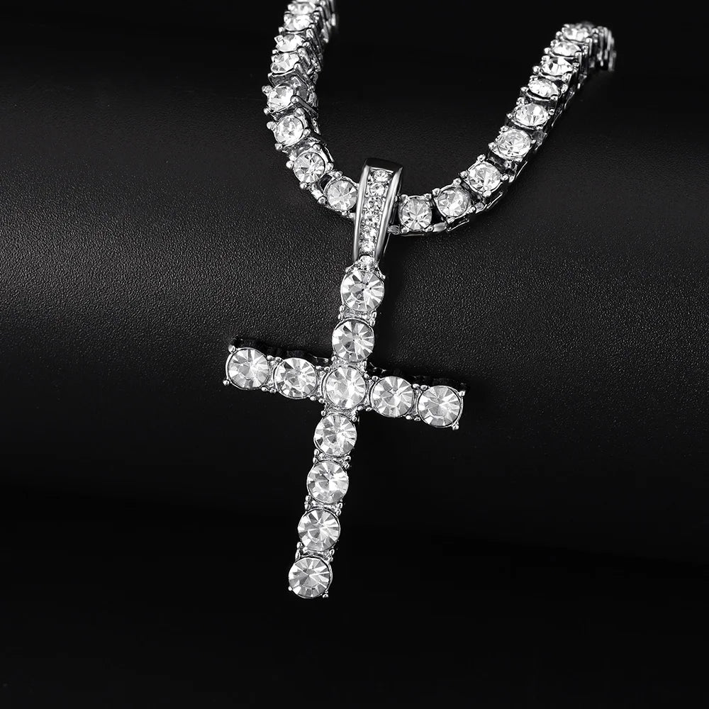 CHAIN ICED WITH CROSS PENDANT 4mm