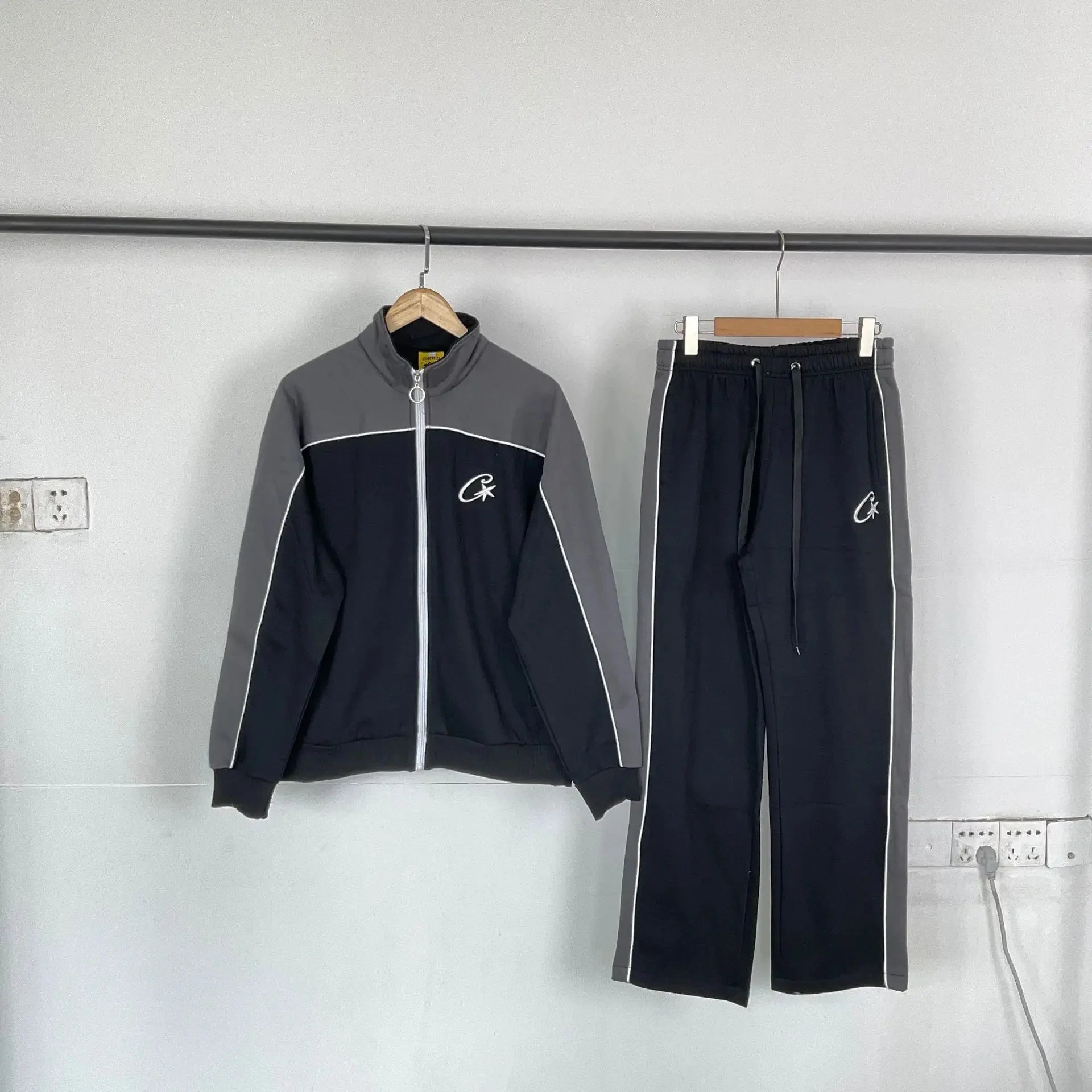 TRACKSUIT CORTEIZ SPORTS