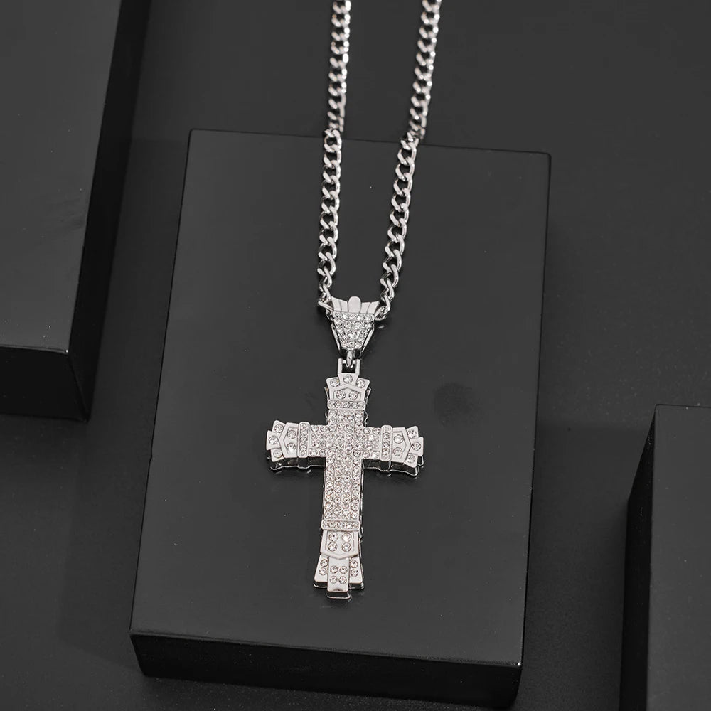 CHAIN PENDANT CROSS STYLE