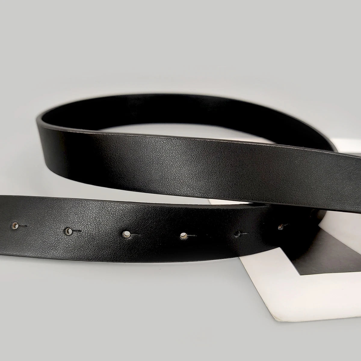 DESIGNER BELT Y2K