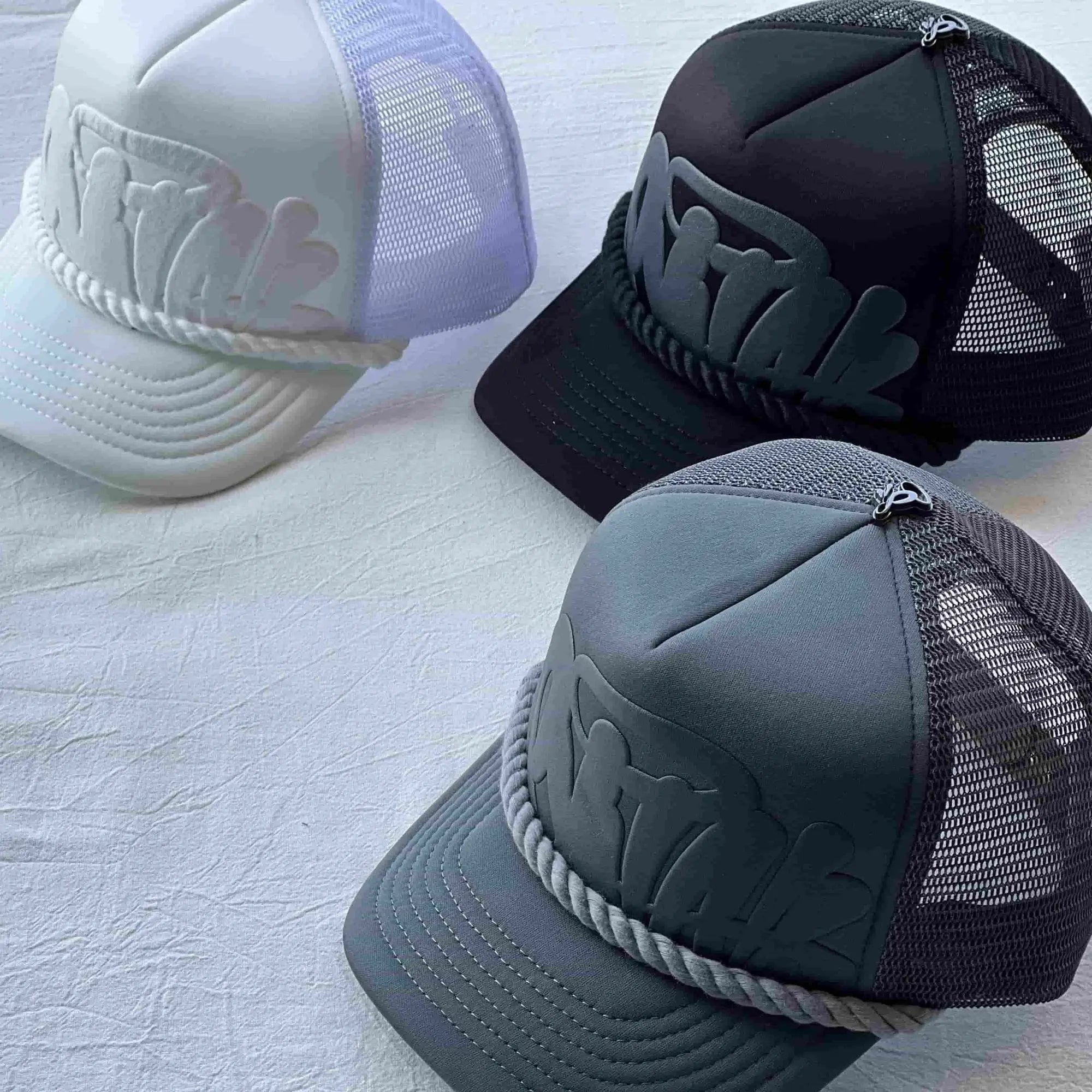 CAP SYNA WORLD